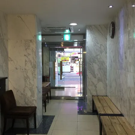 Click Hotel Myeongdong